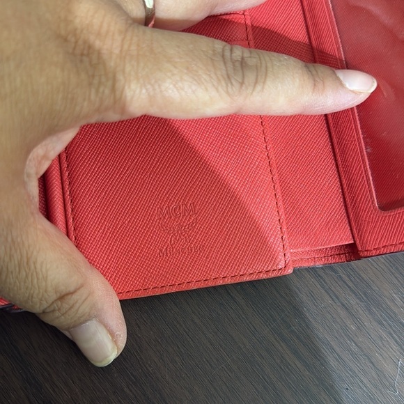 MCM Imprente Wallet - Picture 7 of 10